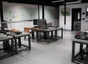 foto_5_-_faculdade_inovadora_-_laboratorio.jpg foto_5_-_faculdade_inovadora_-_laboratorio.jpg