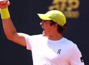 joao_fonseca_vai_a_rodada_3_roland_garros_2025.jpg