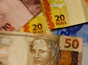 real_moeda_020120a84t47915206.jpg