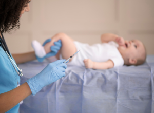 vacina-bebe.png vacina-bebe.png